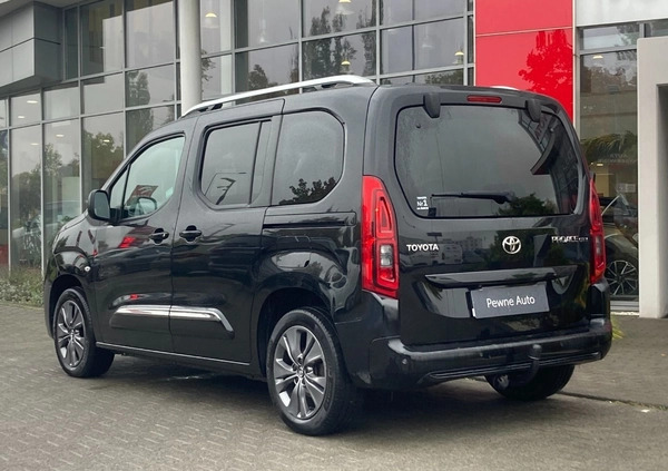 Toyota Proace City Verso cena 89900 przebieg: 94758, rok produkcji 2020 z Poznań małe 92